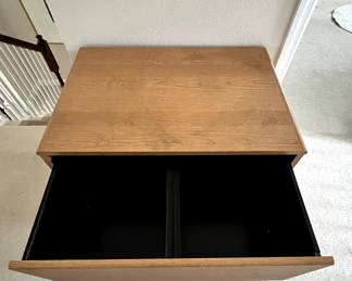Filing cabinet with two drawers x 2
