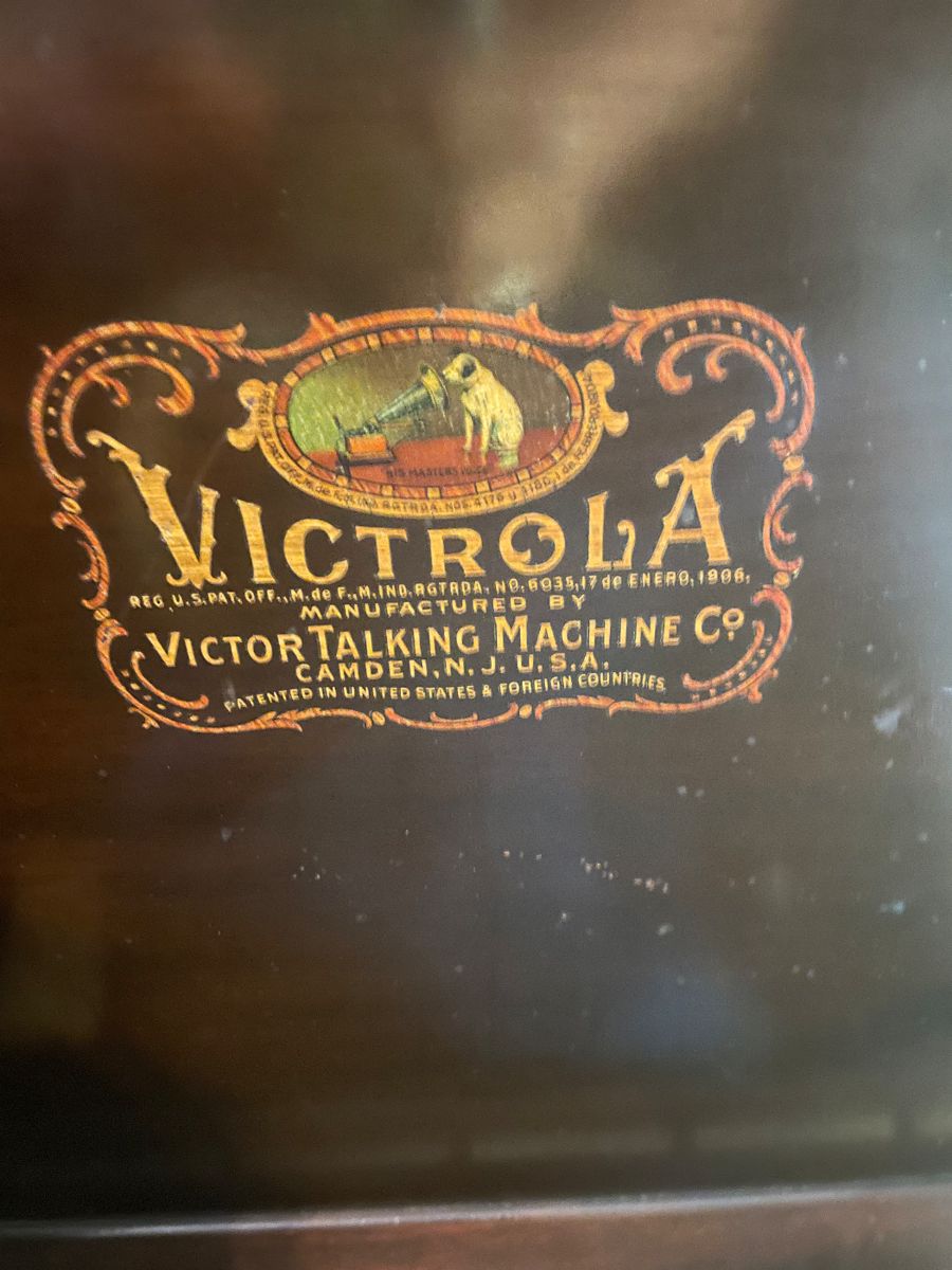 Original label on Victrola
