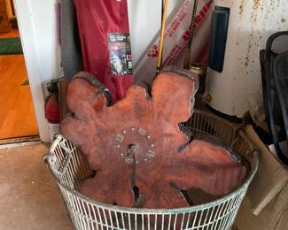 Wooden clock in heavy metal Basket