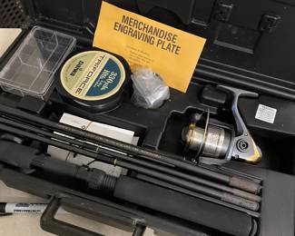 Daiwa fishing travel set. 