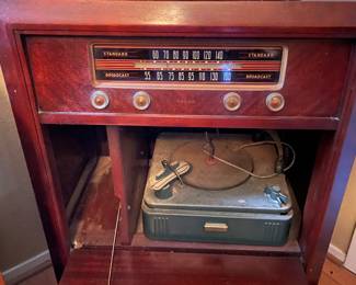 Philco Radio / record player