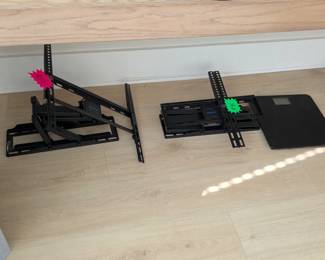 Flat Screen TV Mount