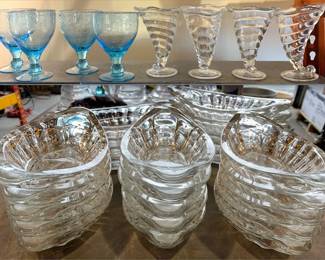 - Blue hand blown large glass Ice cream sundae - Bormioli Rocco Footed Angle Cornucopia Ice Cream Sundae Glasses - Glass banana boats / ice cream Sundae / fruit bowls