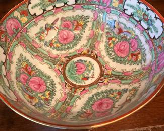 Japanese porcelain bowl