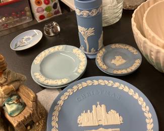 Vintage Wedgwood plate