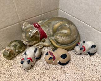 Sleeping Cats Decor