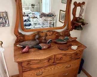 Antique Dresser with Mirror/Wooden Hand Painted Ducks