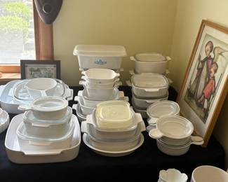 Corningware Cauliflower and solid white