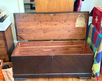 Lane Cedar Chest