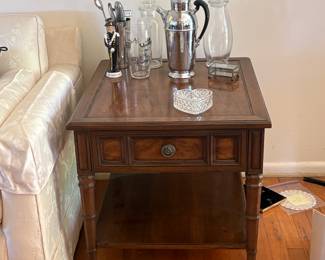 2 end tables available