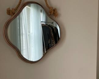 Hanging mirror