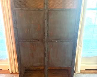 Industrial Metal Storage Cabinet