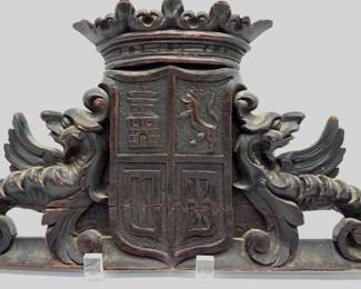 Antique oak carved crest