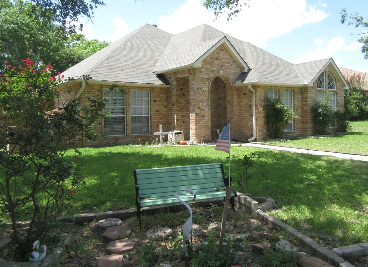 Heinz and Paula's home on Stagecoach Trail