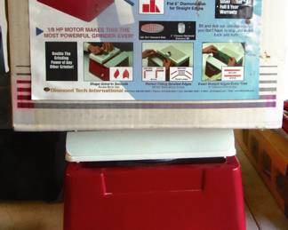 Max, glass grinder with ordinal box.