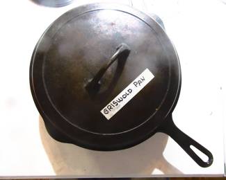 Nice Griswold large frying pan and lid.