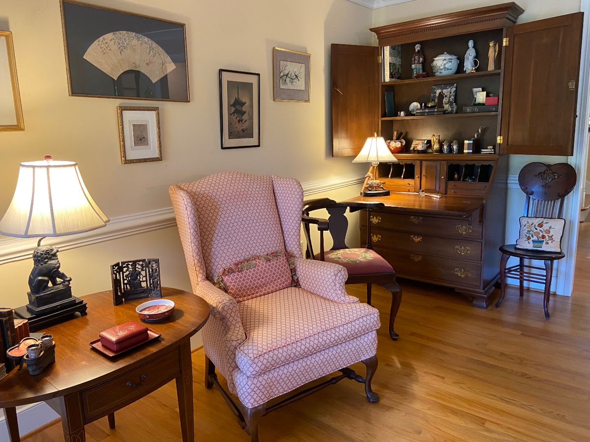 Lovely decor in the Formal Living Room