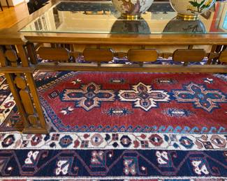 Glass top table detail
