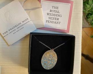 Sterling silver necklace commemorating the Royal Wedding of Princess Diane and Prince Charles by the Franklin Mint