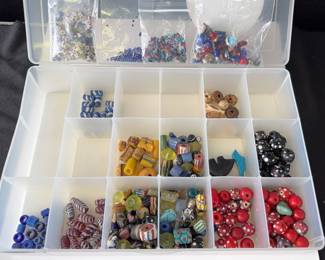Lamp glass beads