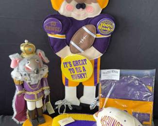 University of Washington Huskies Lot