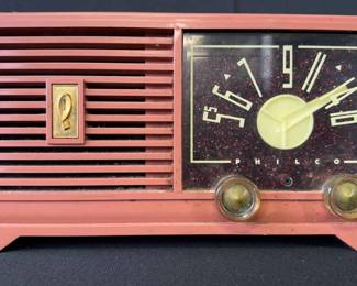 Vintage Philco Radio Model C584 * Works! *