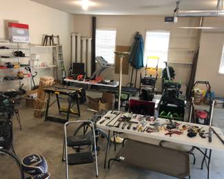 Full Garage!!