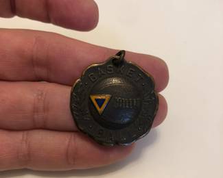 1912 Illinois Basketball Fob