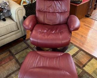 I think I could rest and relax in this chair for hours. You could, too.
