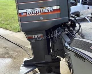 1996 Ranger 340V 17' fiberglass bass boat & Ranger trailer with Magnum 150 HP motor