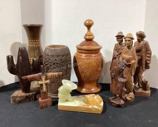 Vintage wood figurines & decor