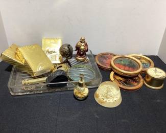 Treasures & trinkets