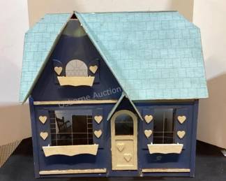 Wood doll house