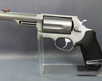 Brazil Taurus/ Taurus Int The Judge .45 LC/ .410 ga 5-Shot Revolver SN# CW926541, Paperwork, In Box