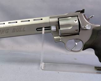 Brazil Taurus/ Taurus Raging Bull .44 Magnum 6-Shot Revolver SN# TA786927