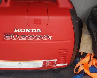 Honda generator $600. Was $1000 new.