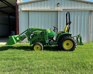 2020 3033R Tractor
