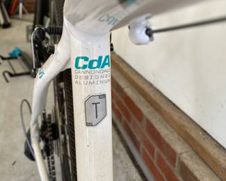 C42 - $200. Cannondale Quick C4. Size Tall. Bike in good condition. Tires are flat - might need air or might need new inner tubes.