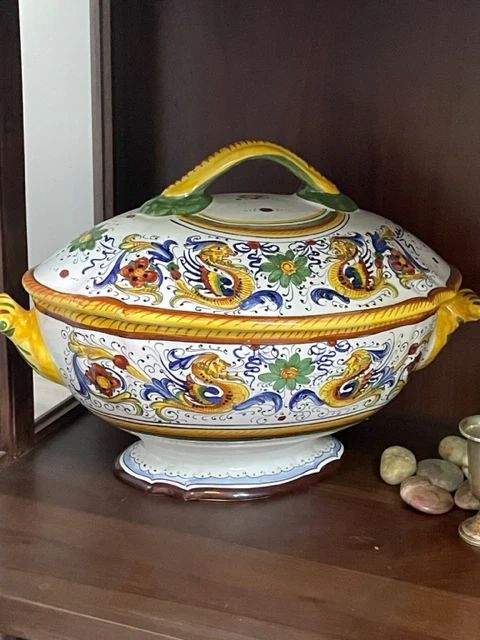 Raffaellesco Soup Tureen