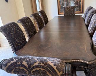 Room P dining