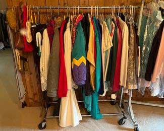 Women’s clothing & purses