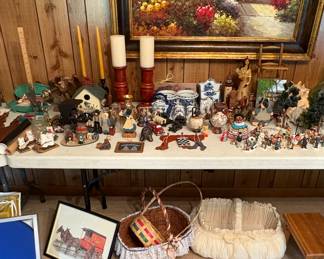 Assorted vintage items