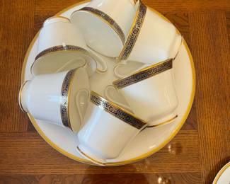 D10 - $145. Royal Doulton Harlow set for 8. cups/saucers, bread plates, salad plates, dinner plates.