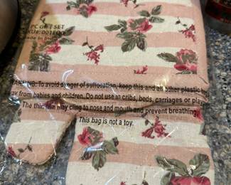 Pot holder and oven mit set