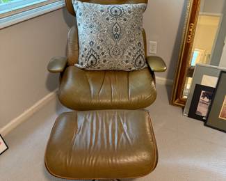 MCM chair