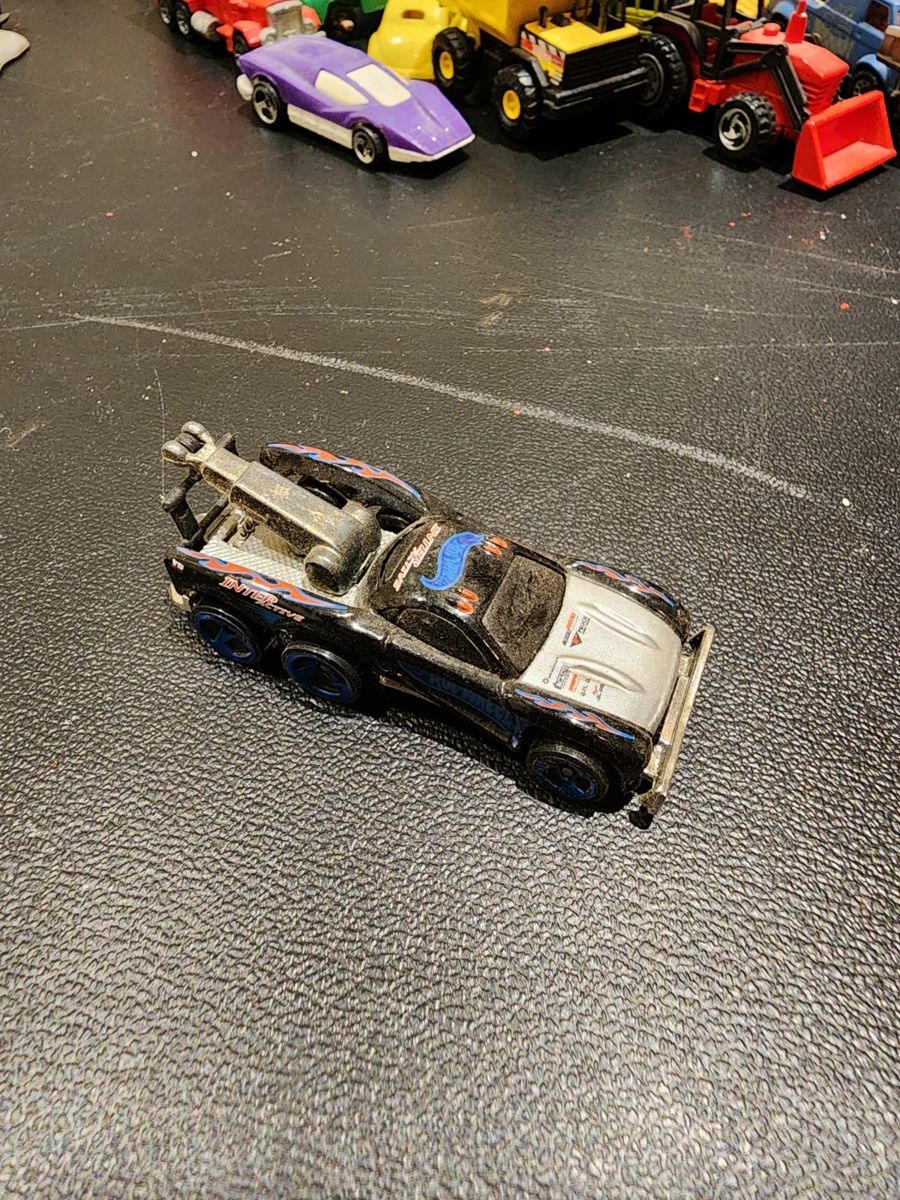 Hot Wheels "Tow Jam" - $8.00