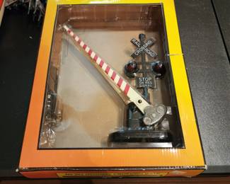MTH 262 Highway Crossing Gate (in Box) - $20.00 (only one)