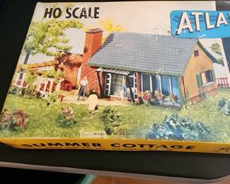 Atlas Summer Cottage (in Box) - $12.00