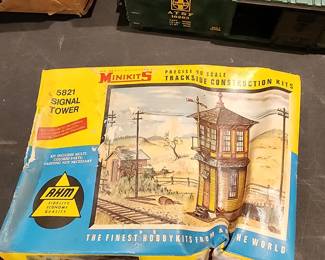 AHM 5821 Signal Tower (in Box) - $10.00