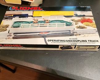 Lionel 6-12746 Operating/Uncoupling Track (in Box) - $20.00